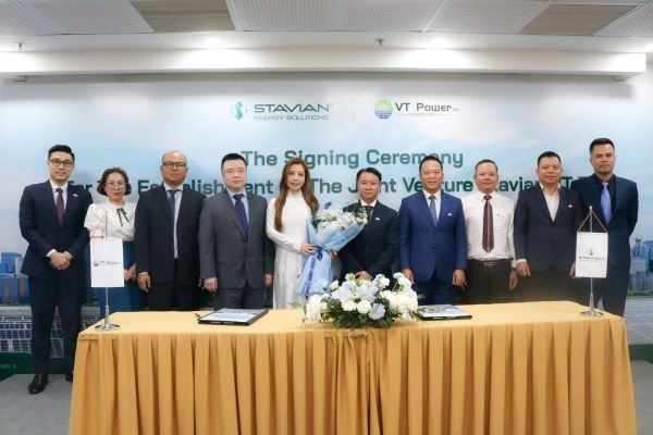 The Signing Ceremony for the Establishment of The Joint Venture Stavian VT Power